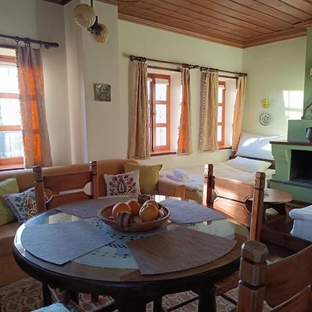 Guesthouse Kontogianni - Materka Nimfaíon Екстериор снимка