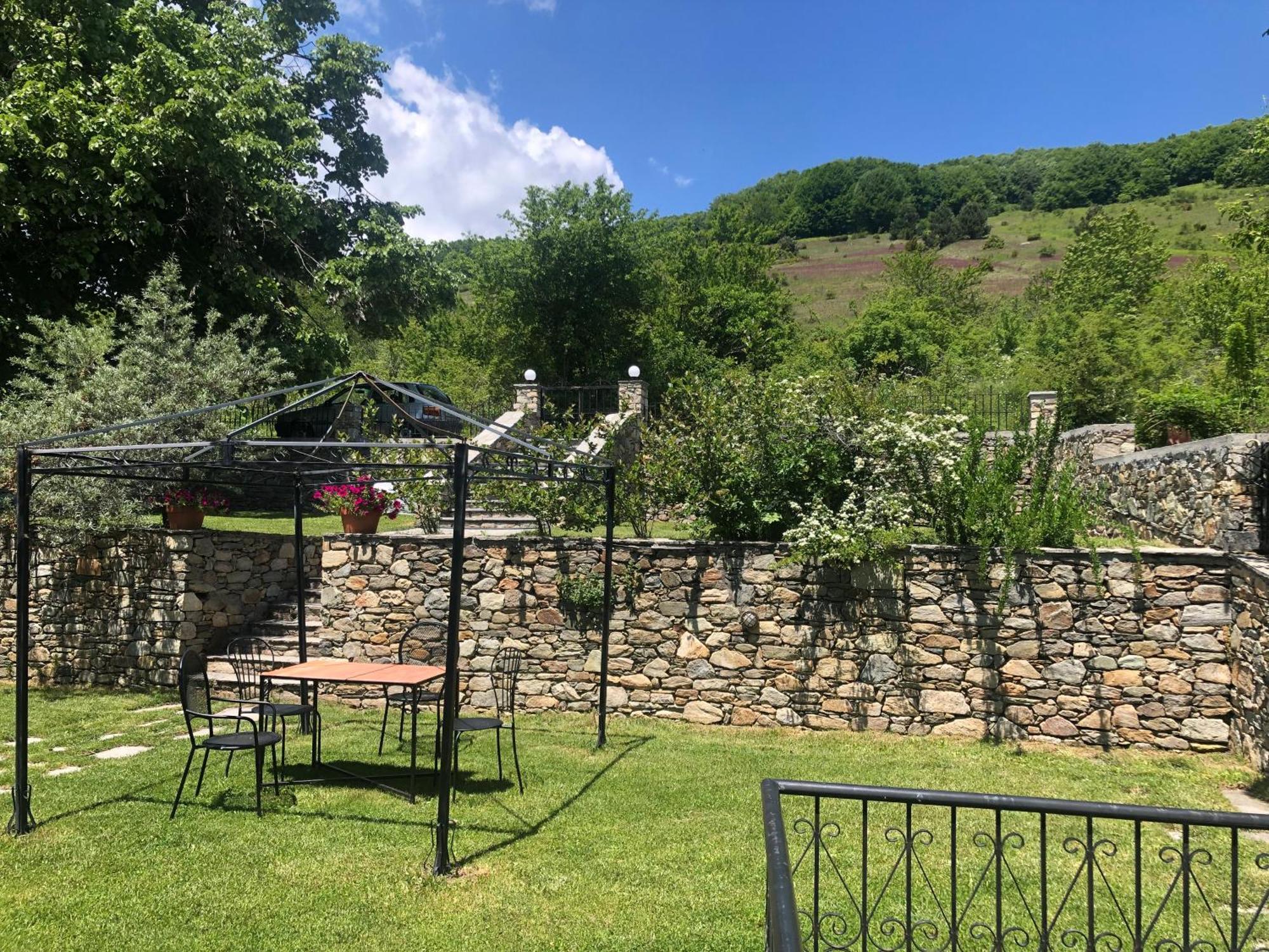 Guesthouse Kontogianni - Materka Nimfaíon Екстериор снимка