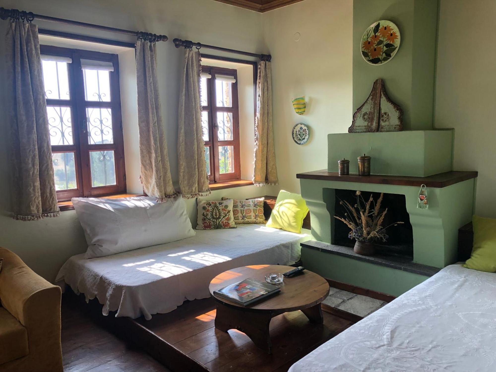 Guesthouse Kontogianni - Materka Nimfaíon Екстериор снимка
