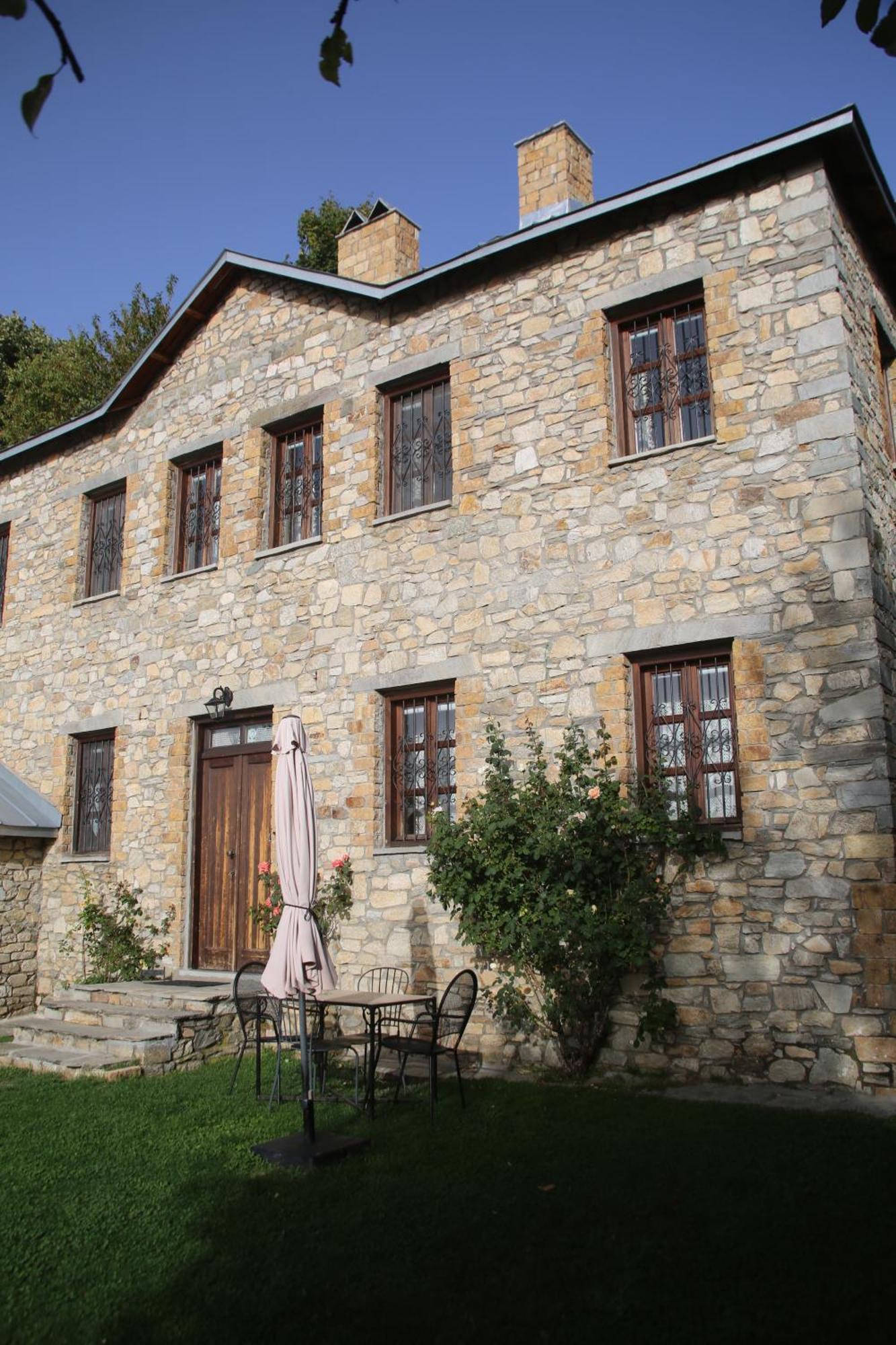 Guesthouse Kontogianni - Materka Nimfaíon Екстериор снимка