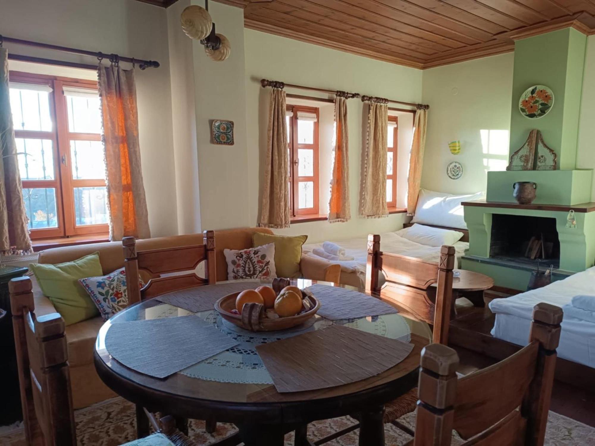 Guesthouse Kontogianni - Materka Nimfaíon Екстериор снимка